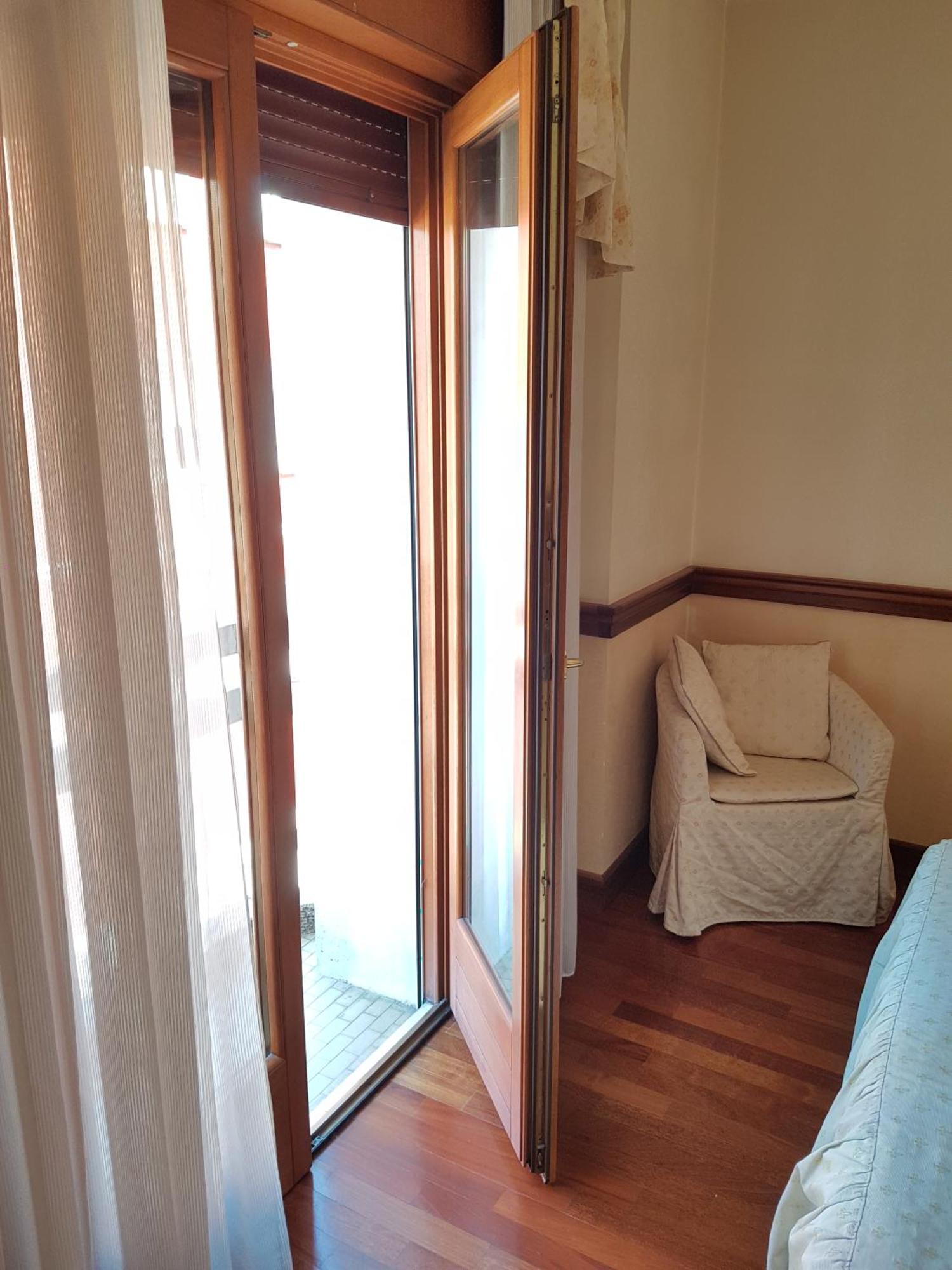 Family Room Bathroom,1609717272:JPEG